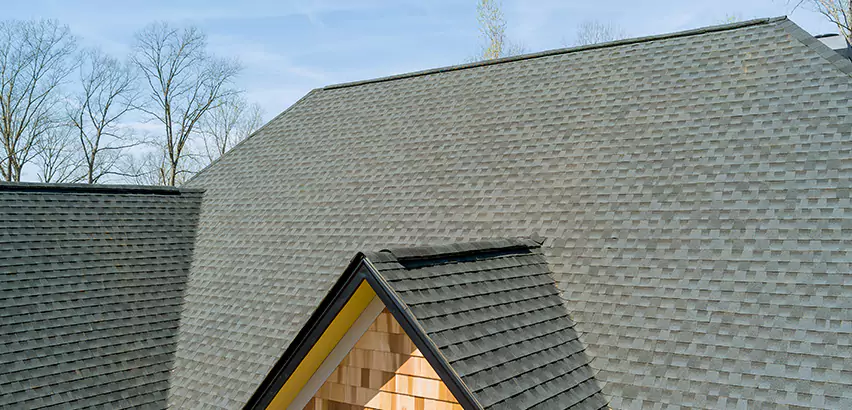 Replacing Vinyl Siding With Cedar Shingles in Escondido