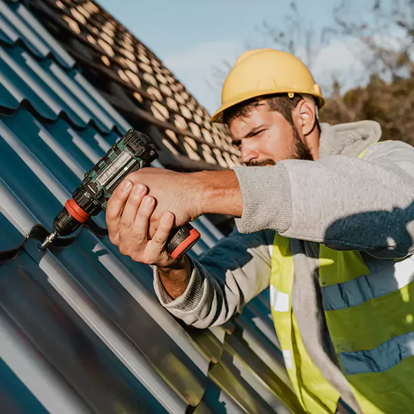 Why Escondido Homeowners Choose Escondido Roofing Pros for Steel Roof Repair Service?